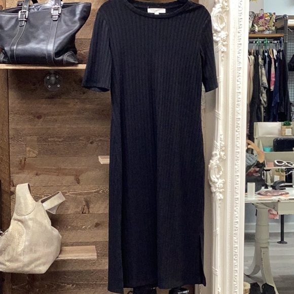 LOFT Black Ribbed Knit Short Sleeve Dress Size Small - Picture 2 of 5
